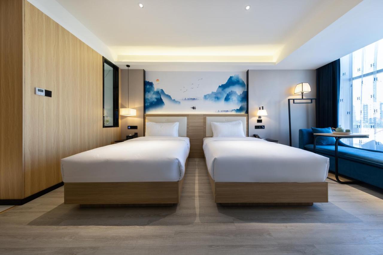 Ausotel By Argyle Baiyun International Airport Renhe Metro Exit B Guangzhou Exterior photo