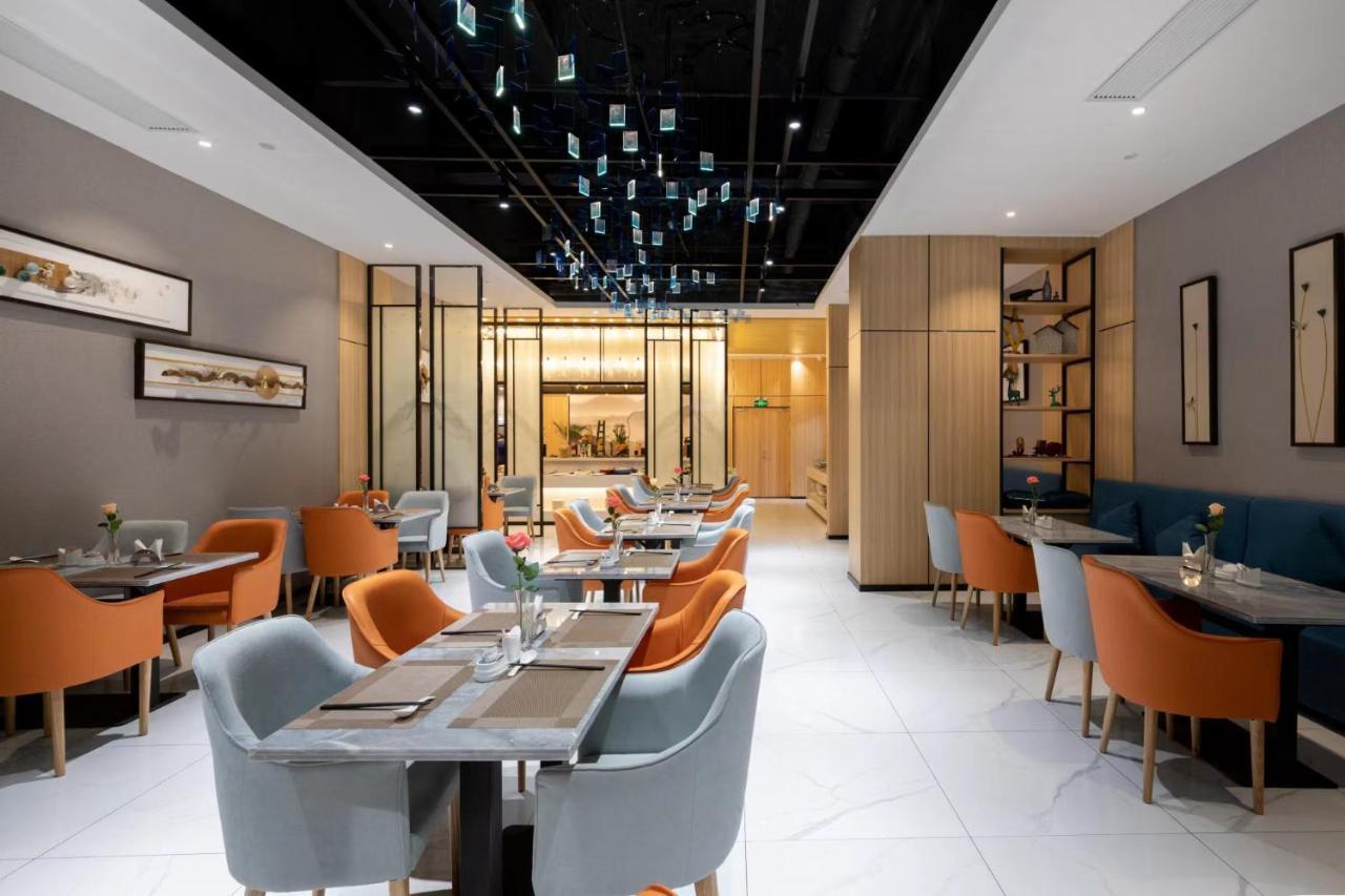 Ausotel By Argyle Baiyun International Airport Renhe Metro Exit B Guangzhou Exterior photo